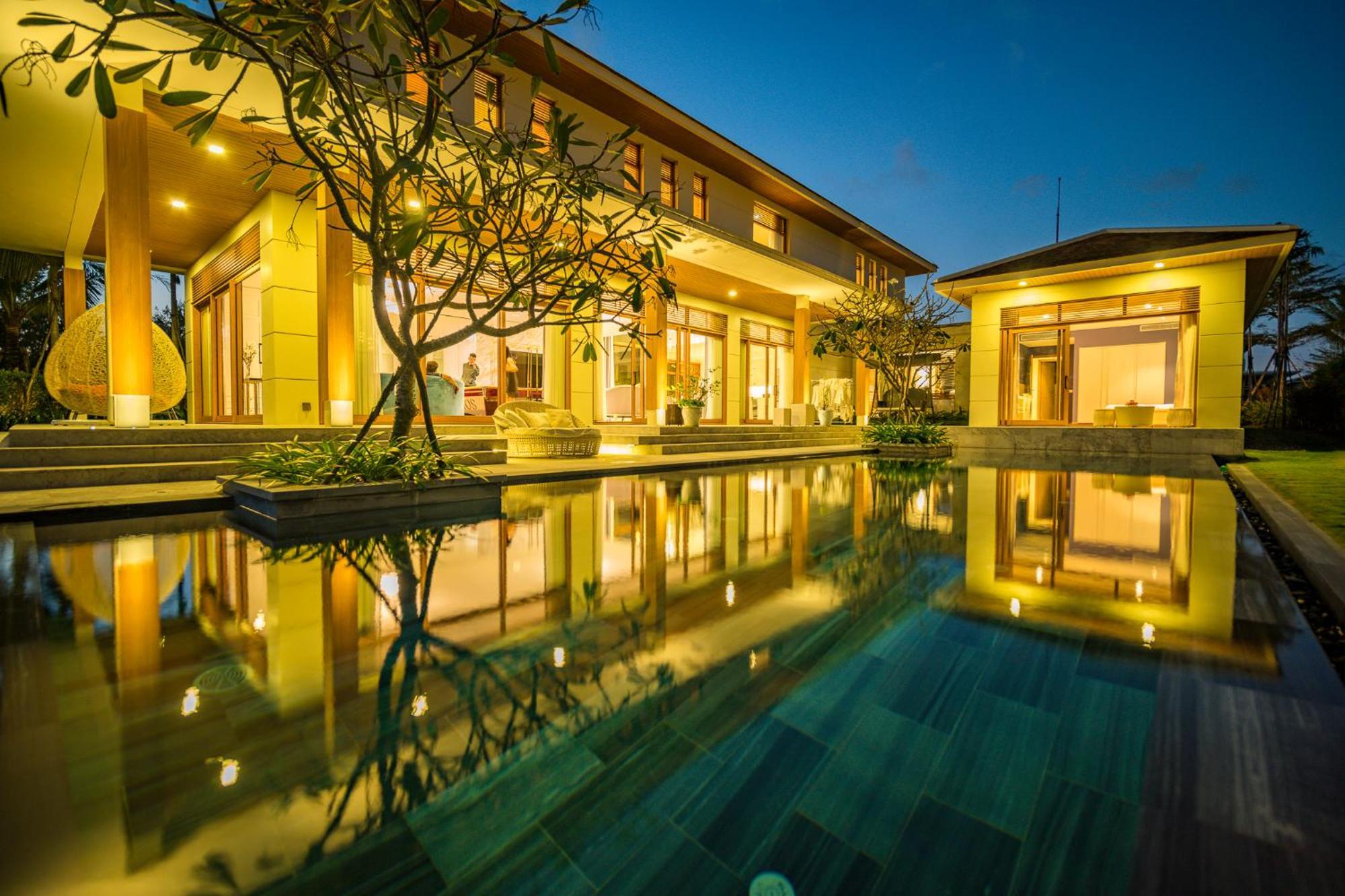 Diamond Beach Villa Дананг Экстерьер фото