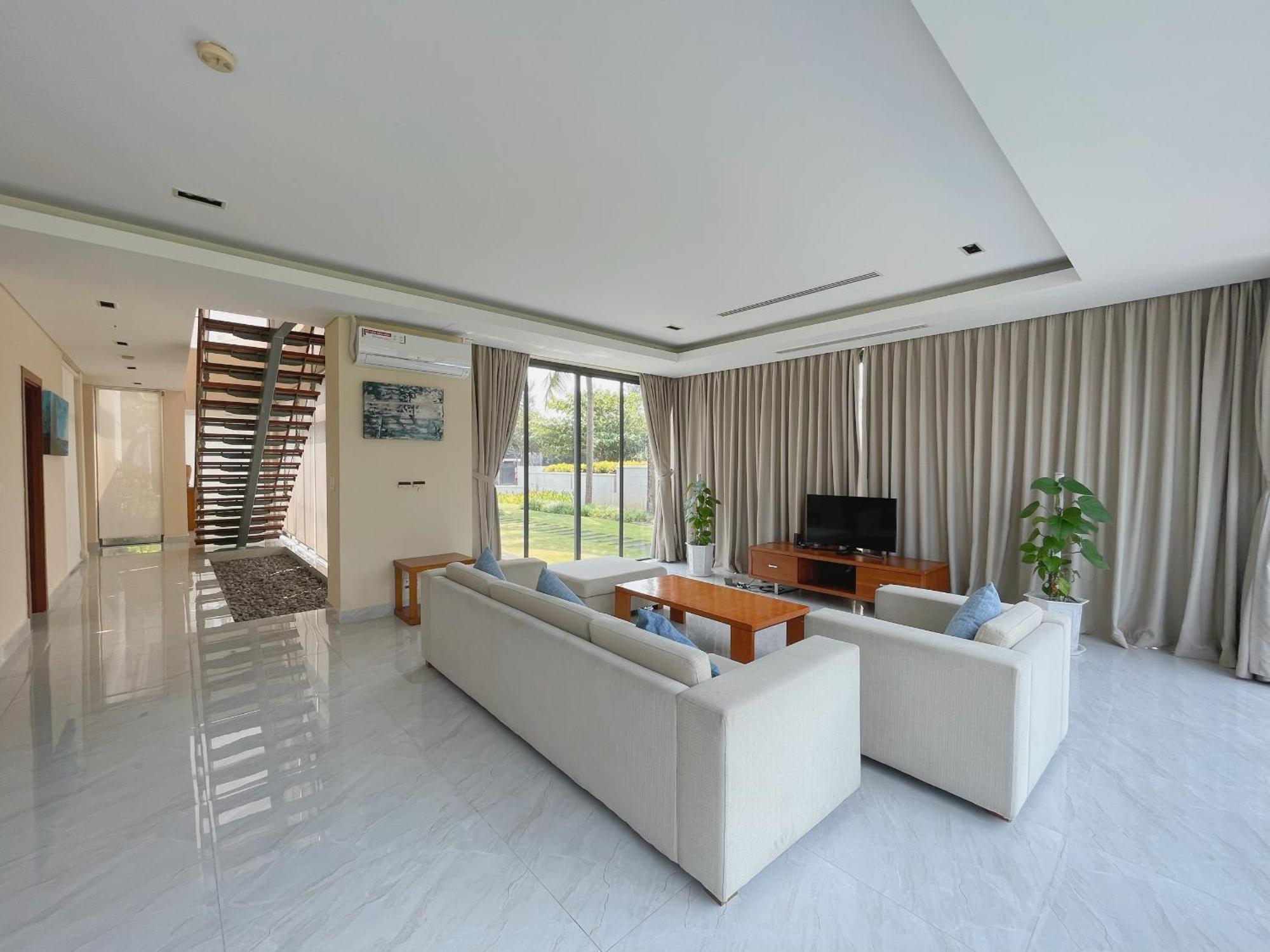 Diamond Beach Villa Дананг Экстерьер фото