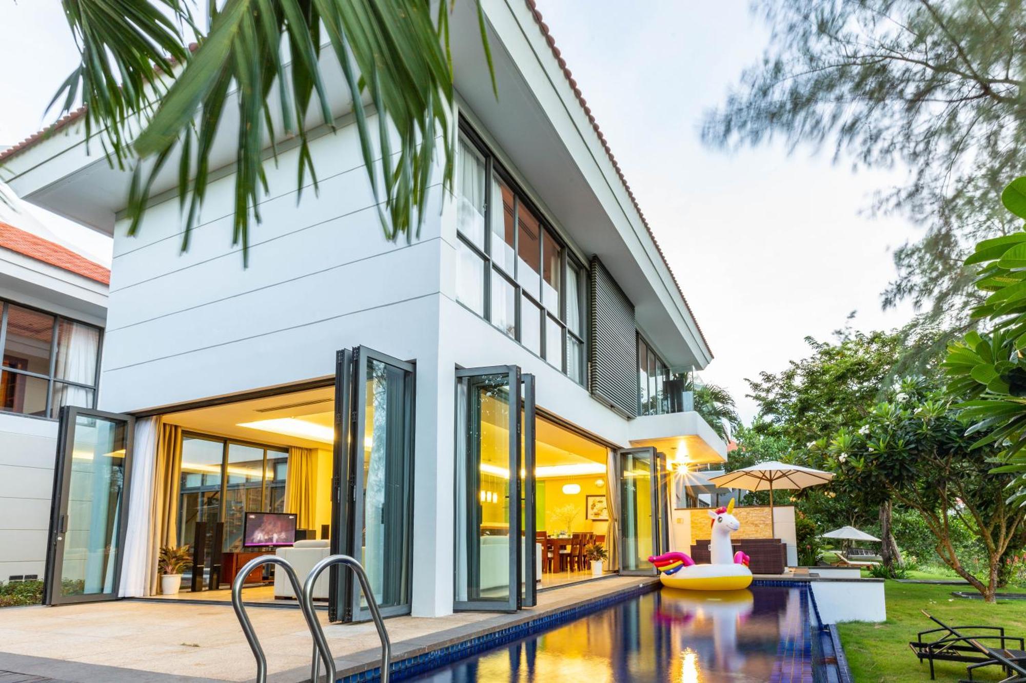 Diamond Beach Villa Дананг Экстерьер фото