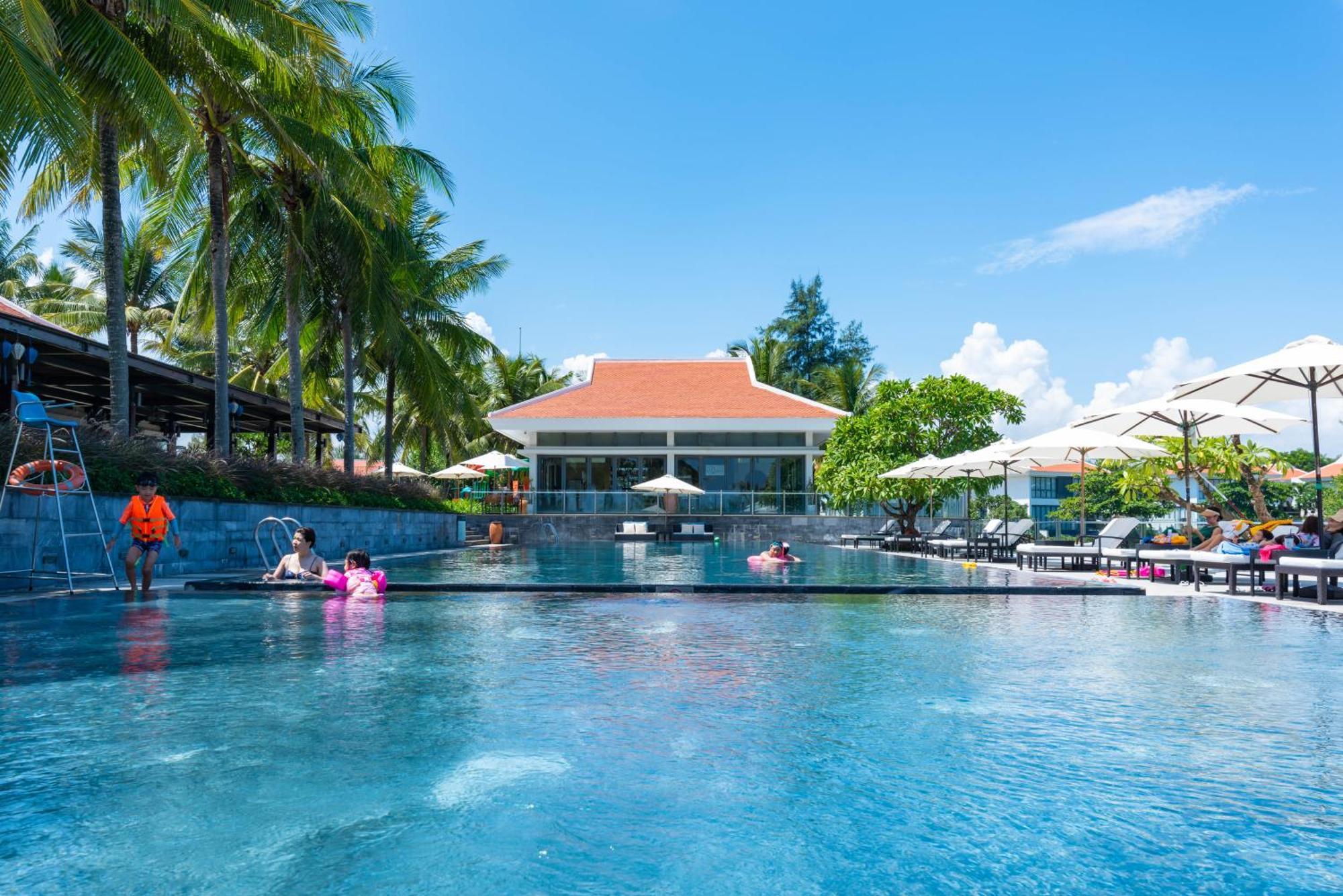 Diamond Beach Villa Дананг Экстерьер фото